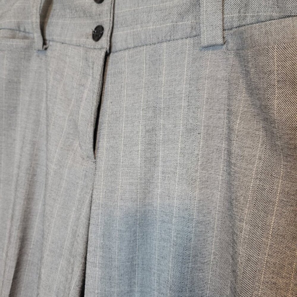Fabrizio Gianni Gray Pinstripe Stretch Dress Pants | Size 10 - Picture 4 of 6